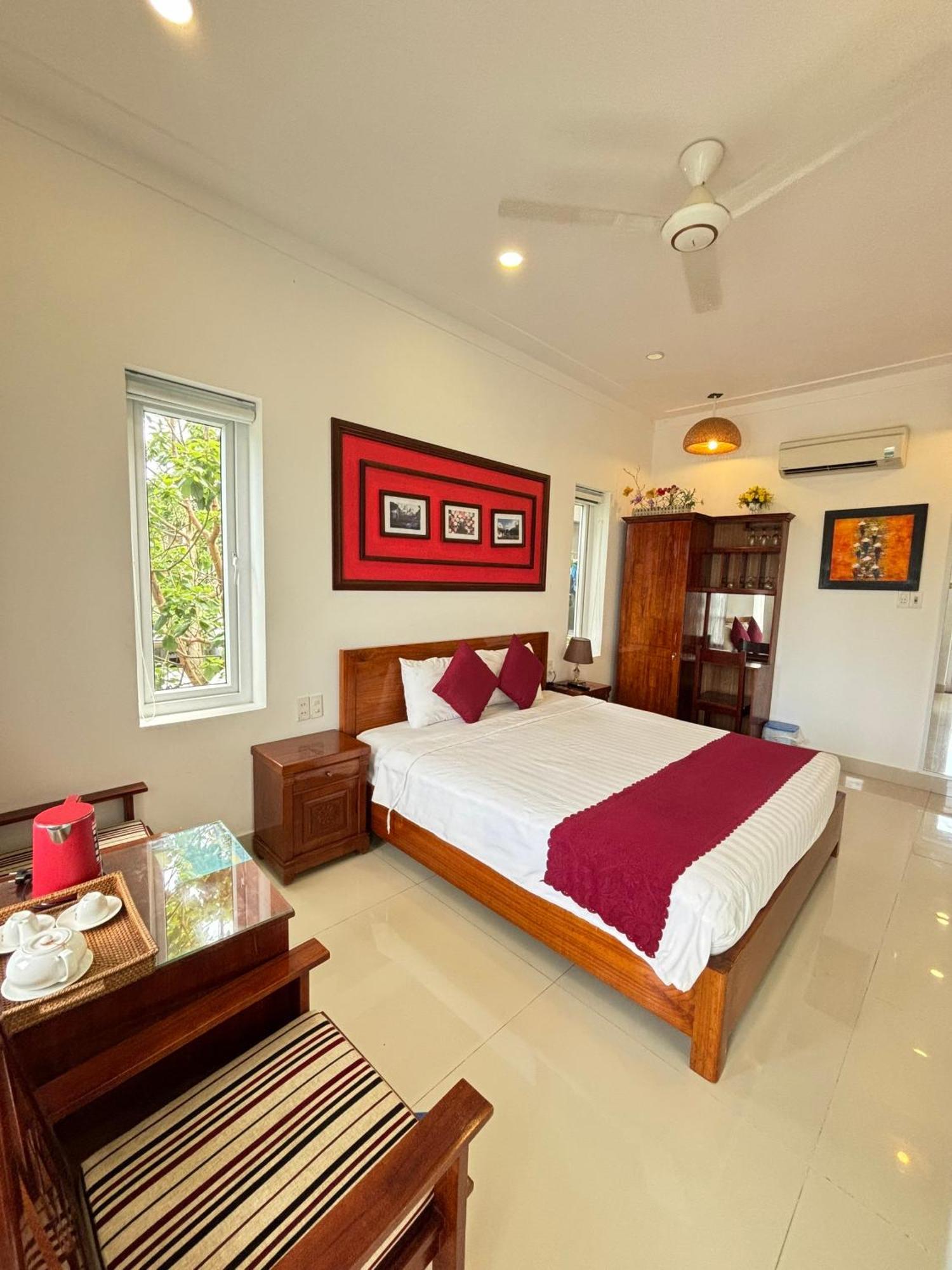 Red House Homestay - Villa Hoi An Eksteriør billede