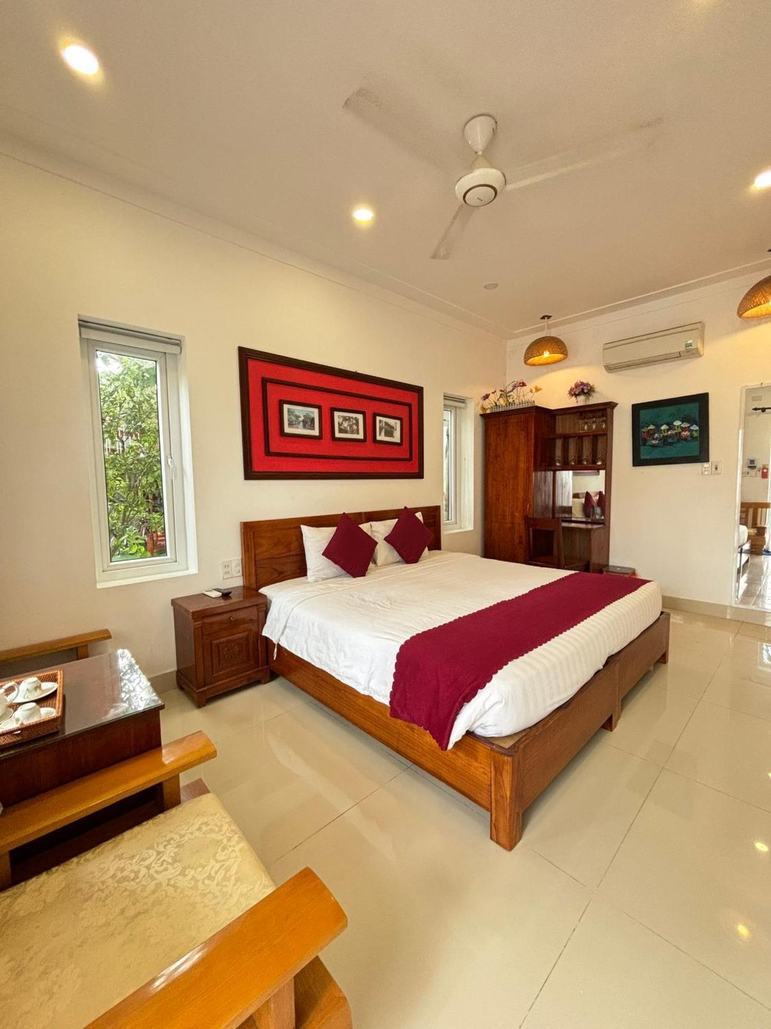 Red House Homestay - Villa Hoi An Eksteriør billede